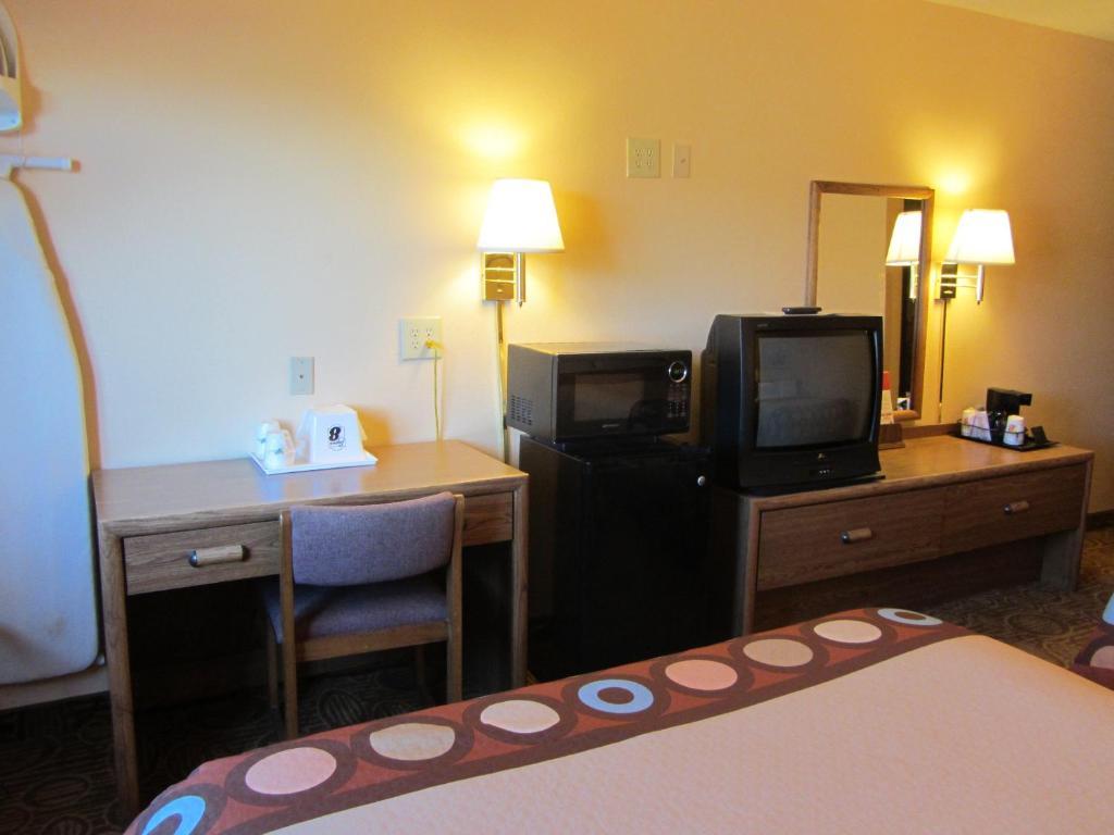 Super 8 By Wyndham Dalhart Motel Стая снимка